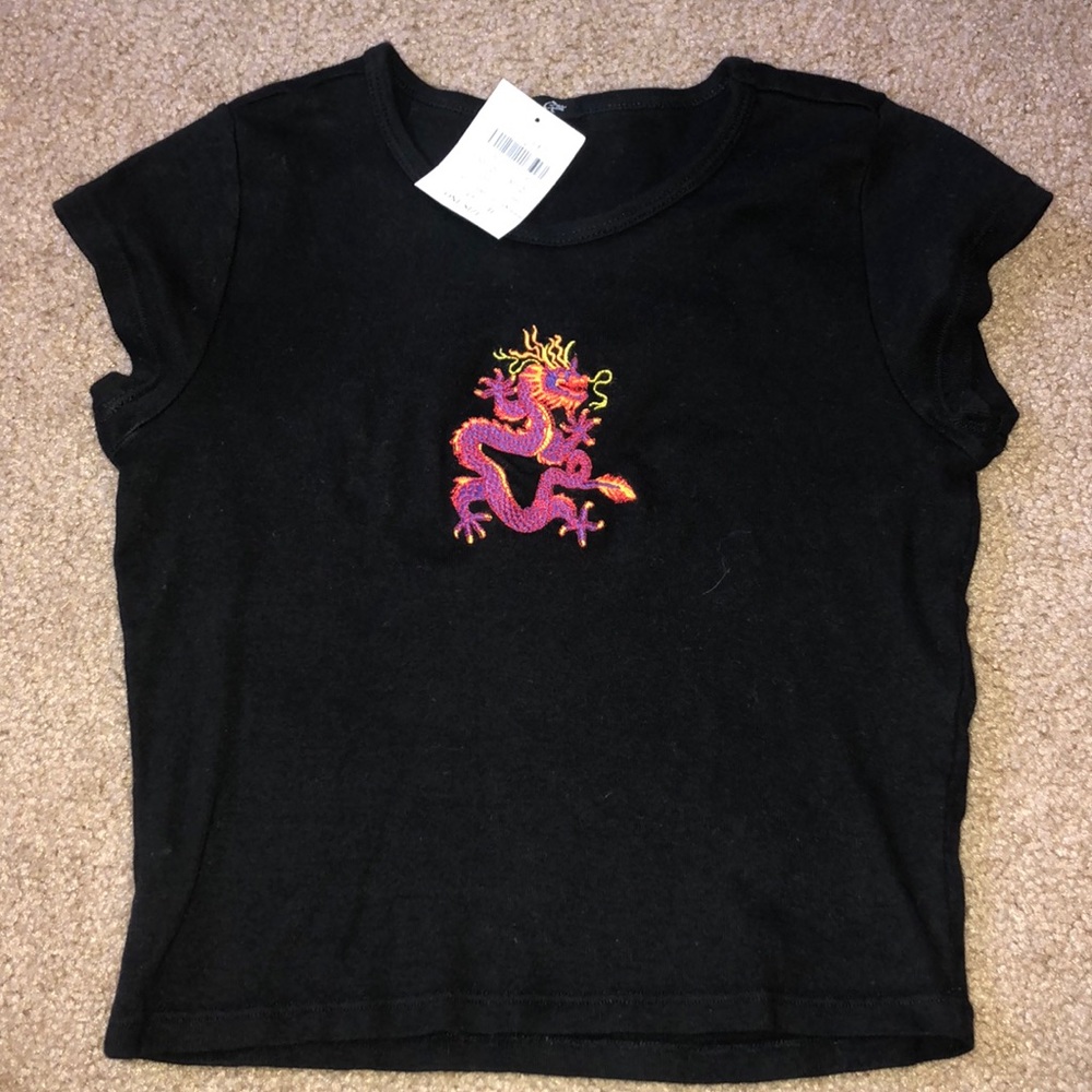 Brandy Melville embroidered dragon shirt